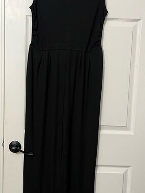 Black Sleeveless Jumpsuit for Women